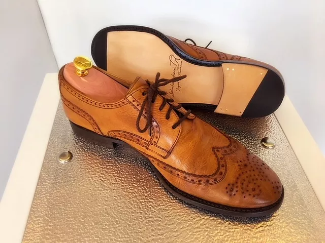 Herren-Schuh Leder braun Budapester mit neuem Bodenbau und aufgearbeitetem Obermaterial