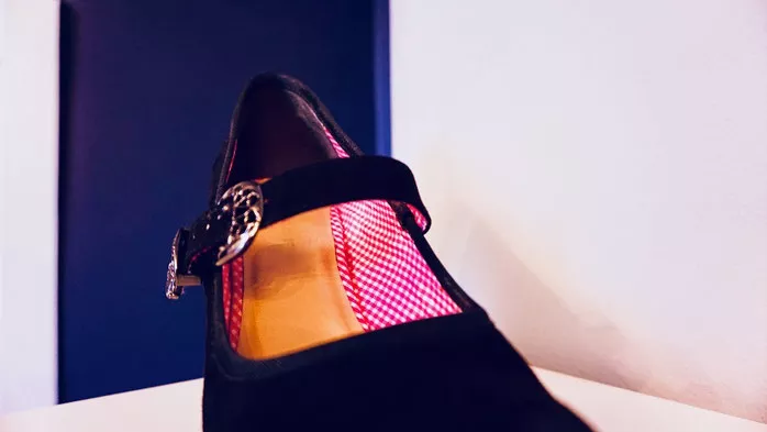 Damenschuh traditionell mit Innenfutter individual