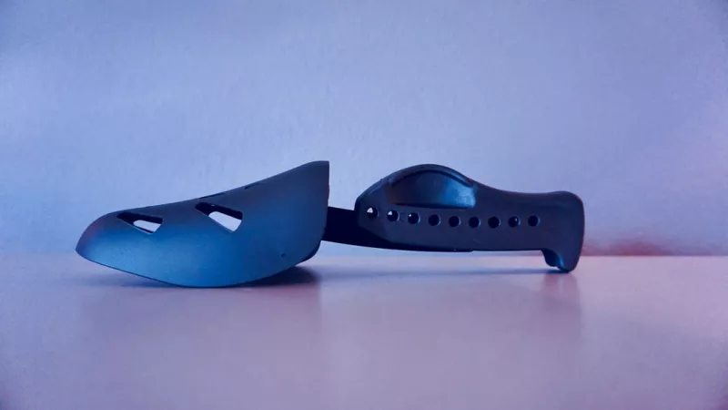 Schuhspanner aus Kunststoff grau
