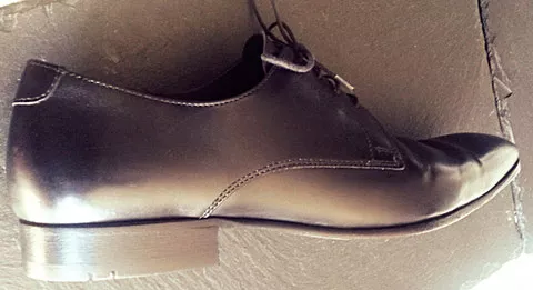 Herren Lederschuh schwarz aufbereitet