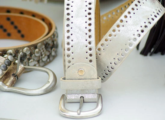 LEDER und LUXUS 4